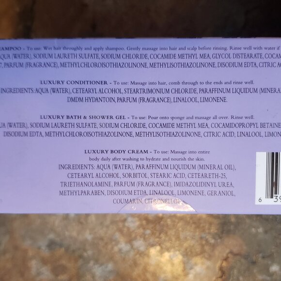 Aromas Artesanales De Antigua AAA Lavender Luxury Travel Collection Gift Set - Picture 5 of 5